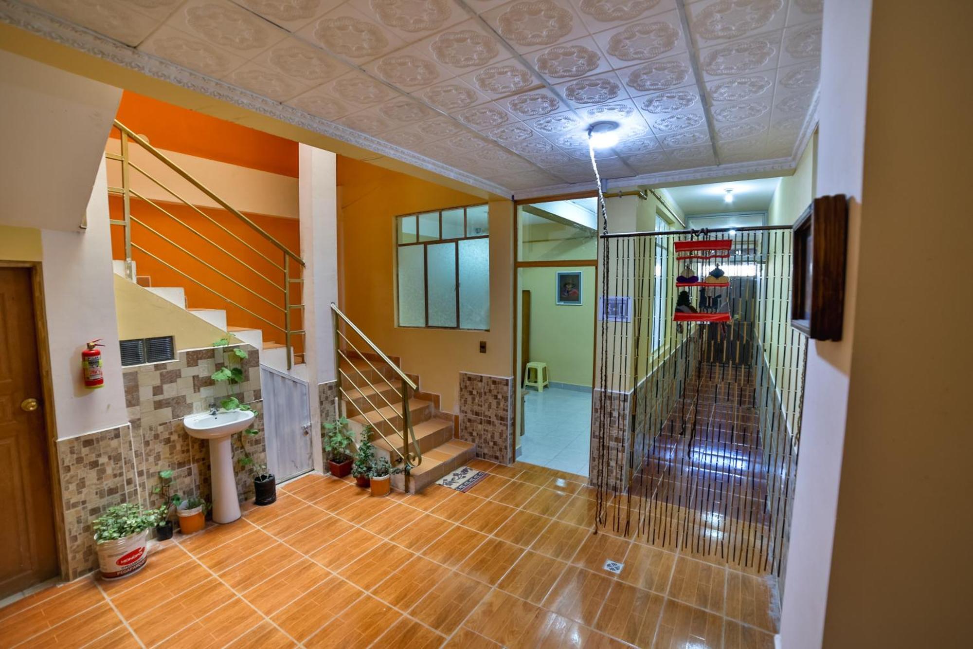 The Little House Aparthotel Уюни Экстерьер фото